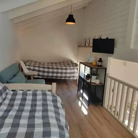 La Petite Maison D'enveitg Apartman *
