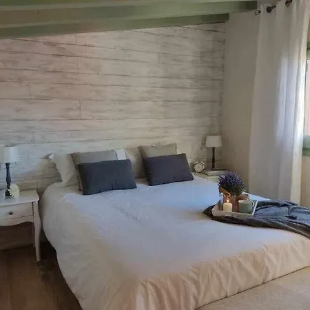 Apartman La Petite Maison D'enveitg