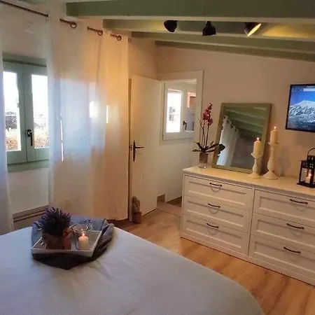 La Petite Maison D'enveitg *